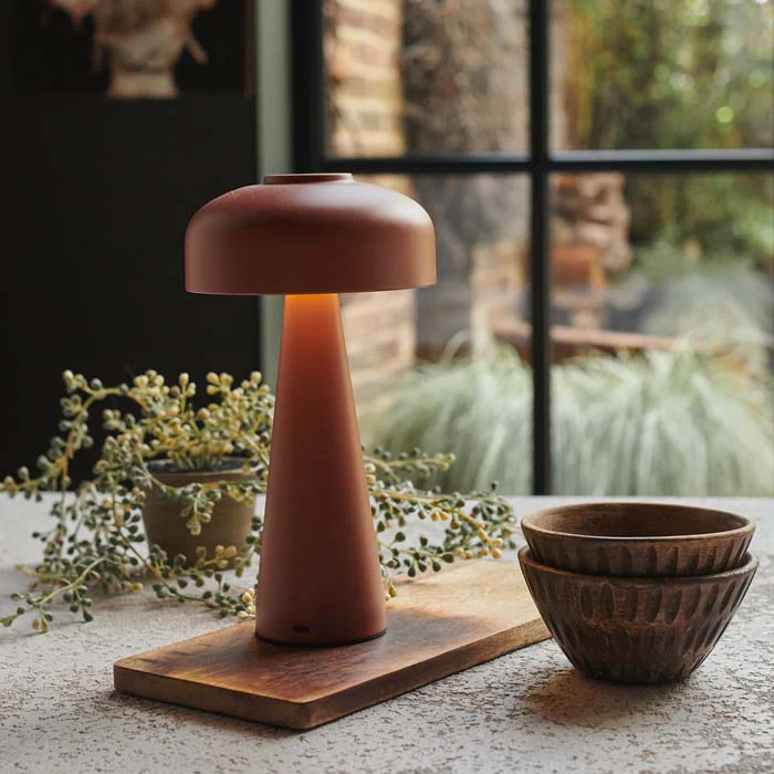 Adelaide LED Lamp - Image 4