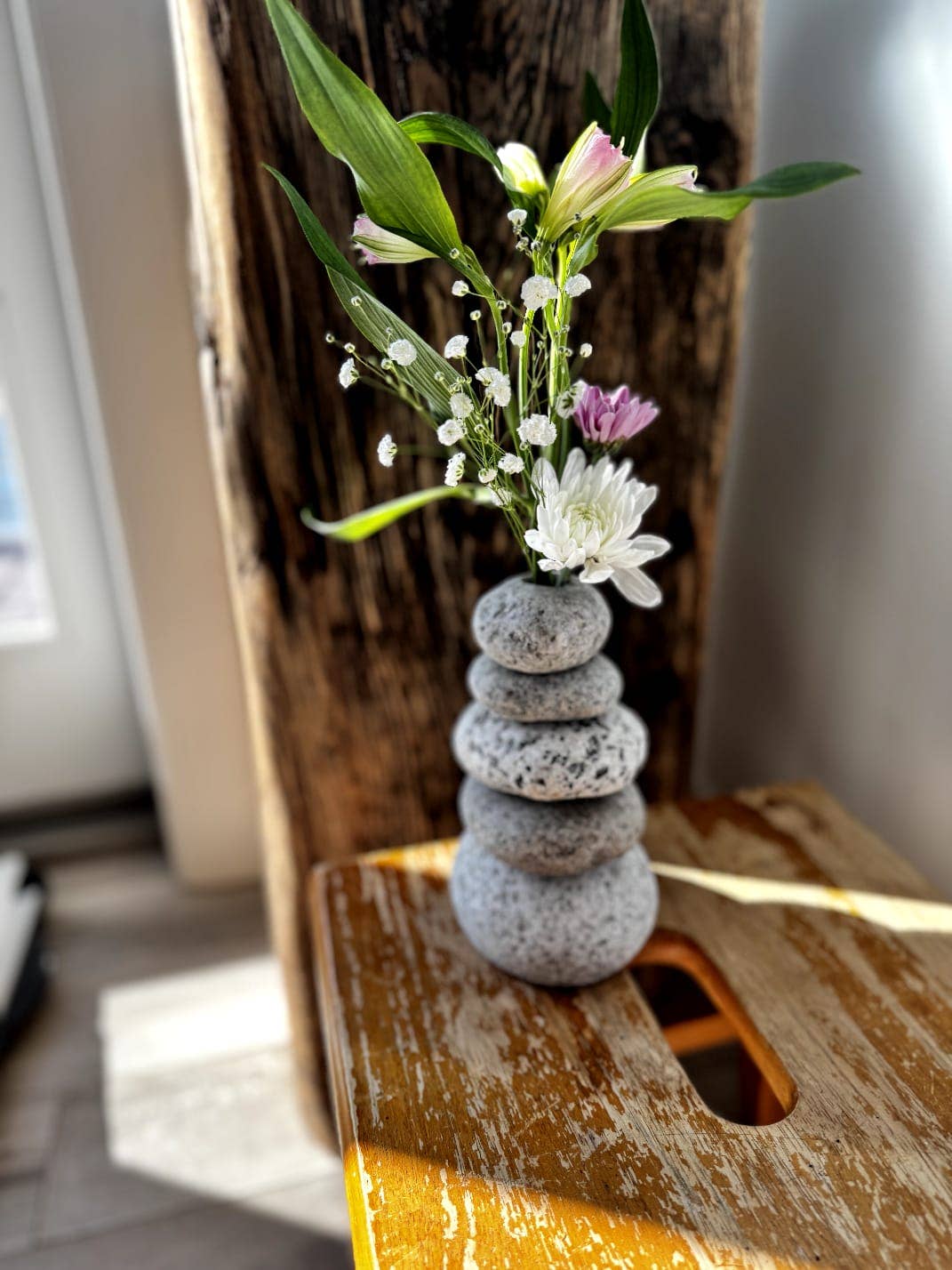 Cairn Vase - Image 2