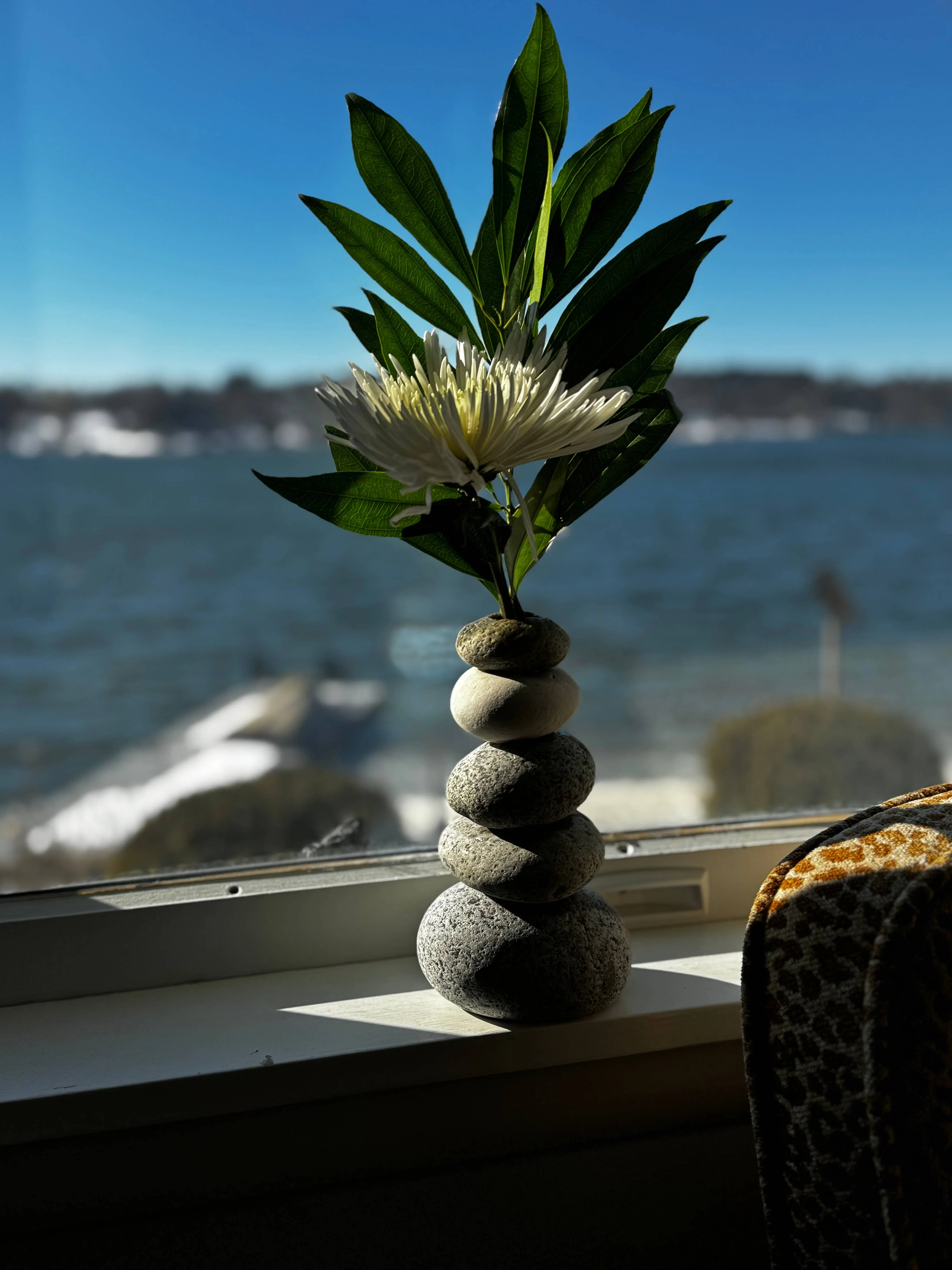 Cairn Vase - Image 6