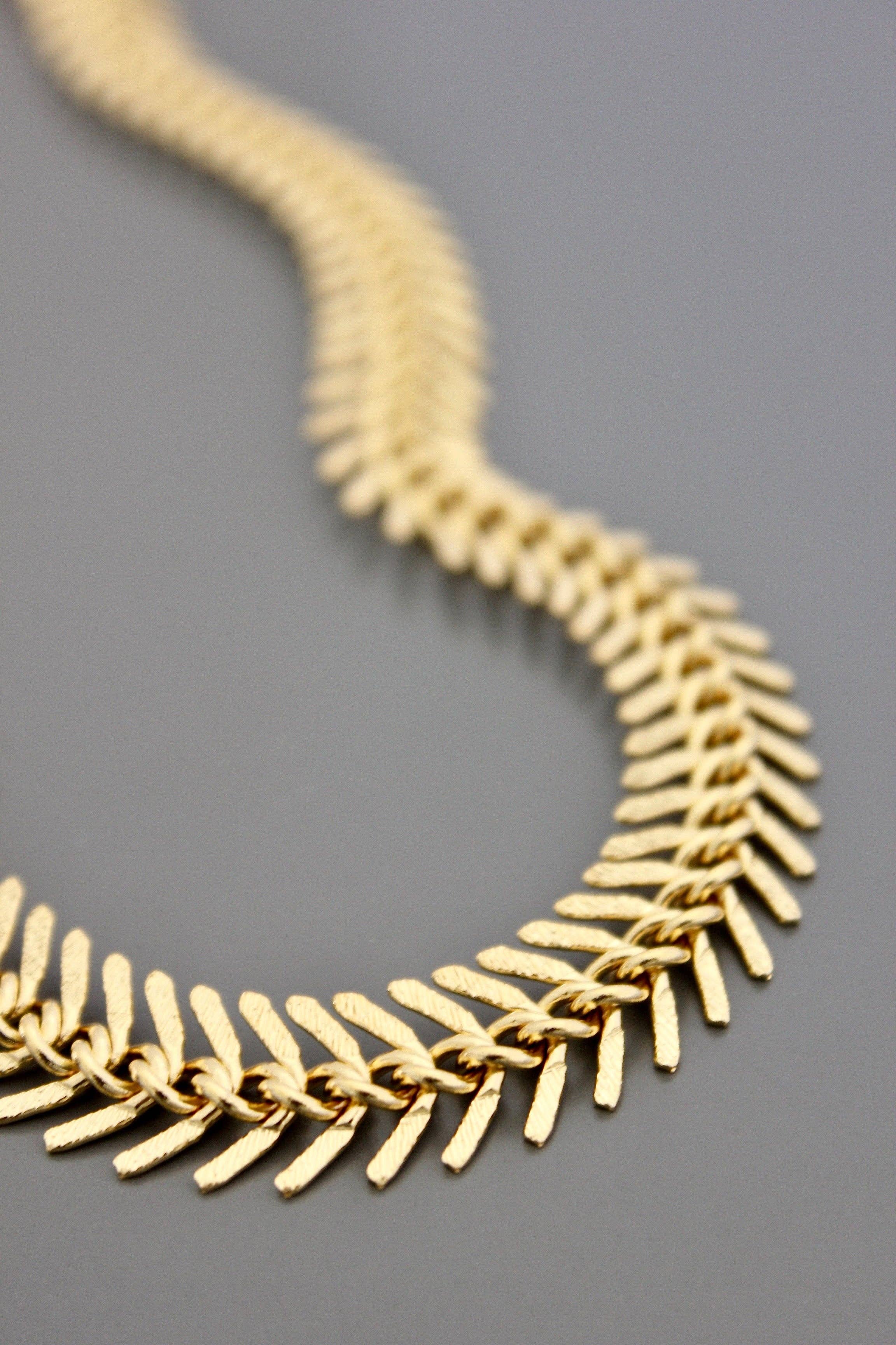18k Matte Gold Fish Bone Necklace - Image 5