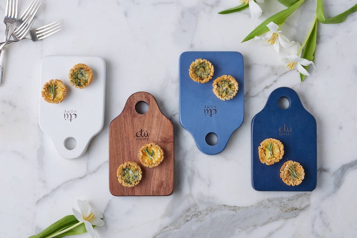 Small Dutch Cheese Board with Spreader - Navy Blue - Image 2