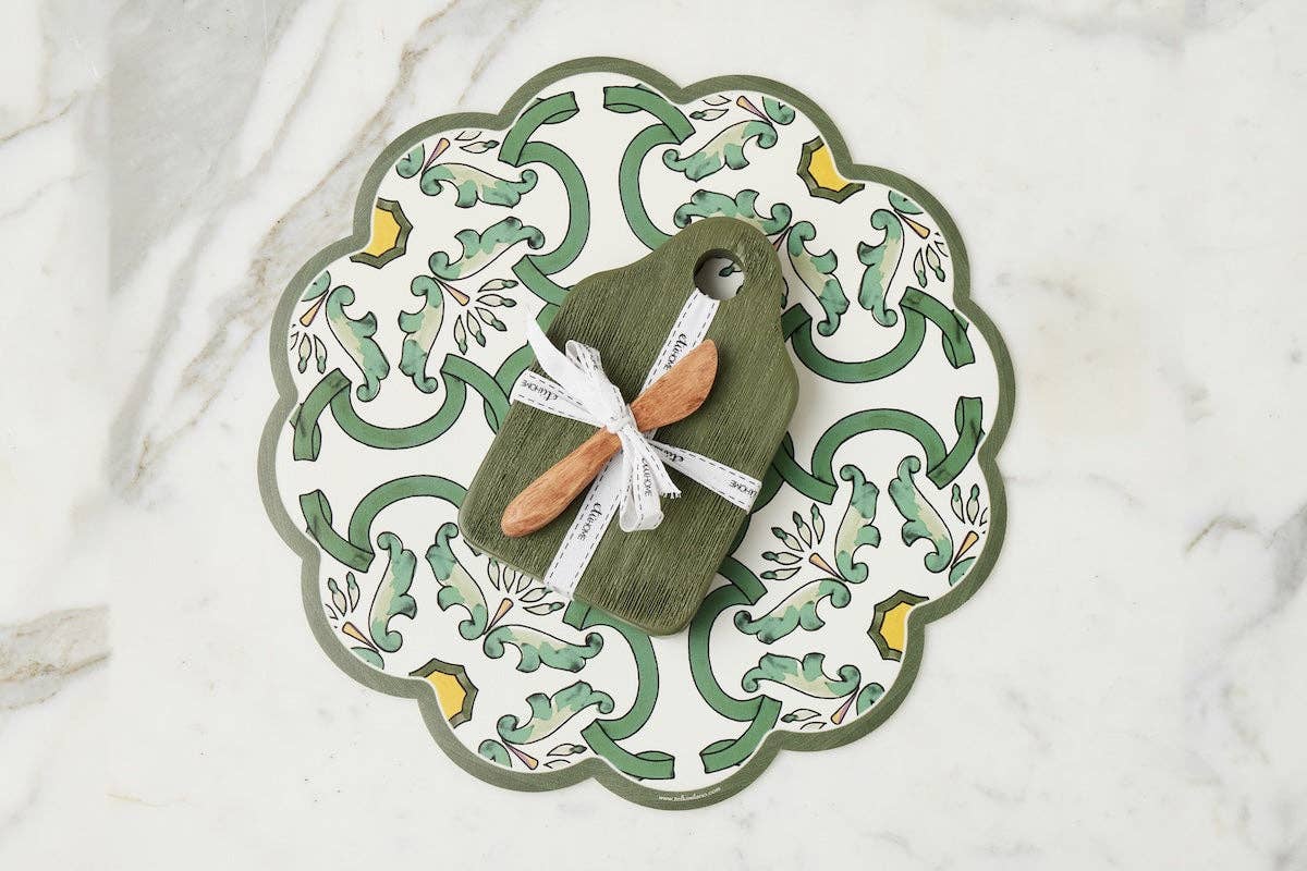 Small Dutch Cheese Board with Spreader - Spruce Green - Image 3
