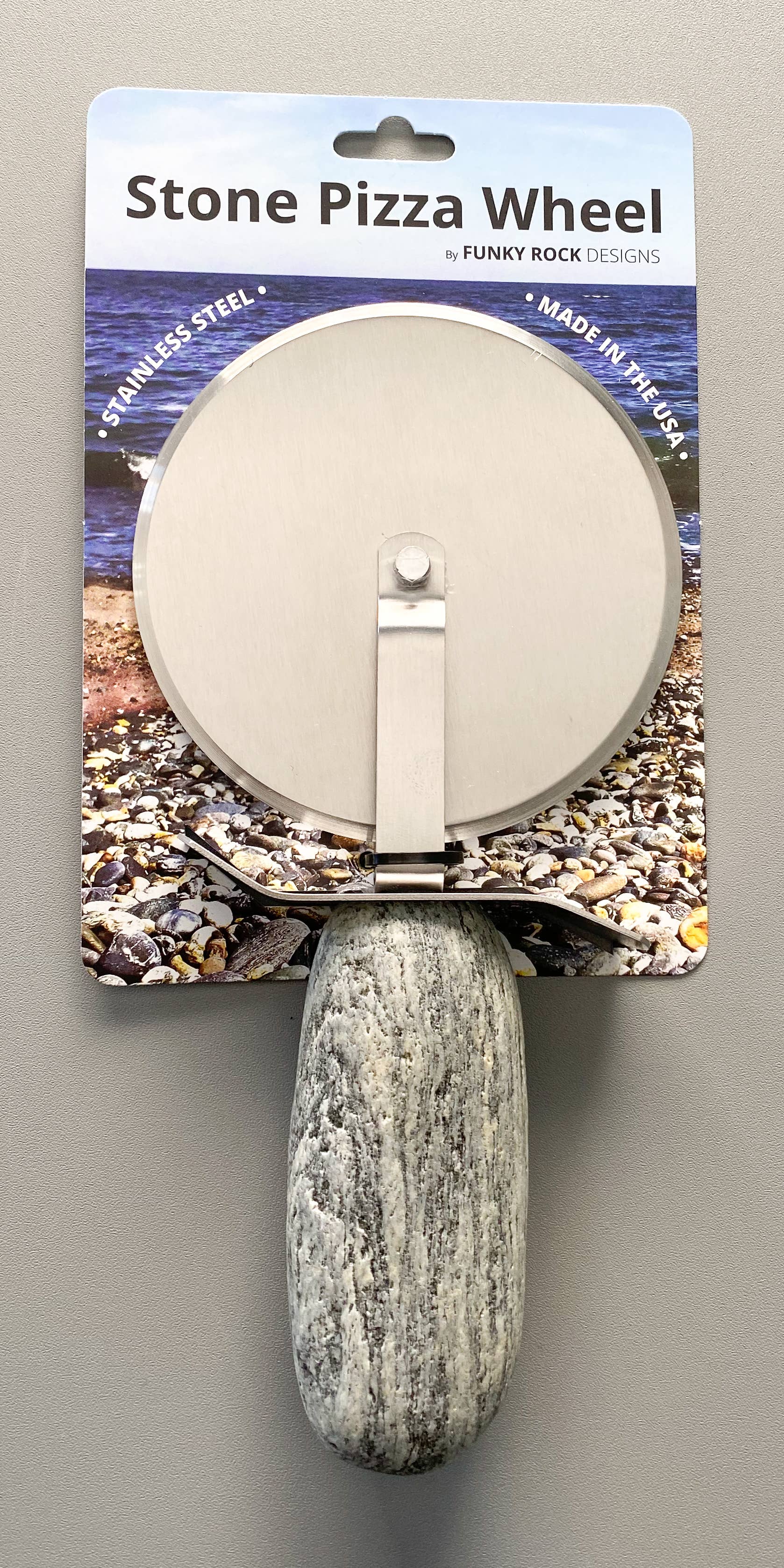 Efficient Stone Handled Pizza Wheel - Image 2