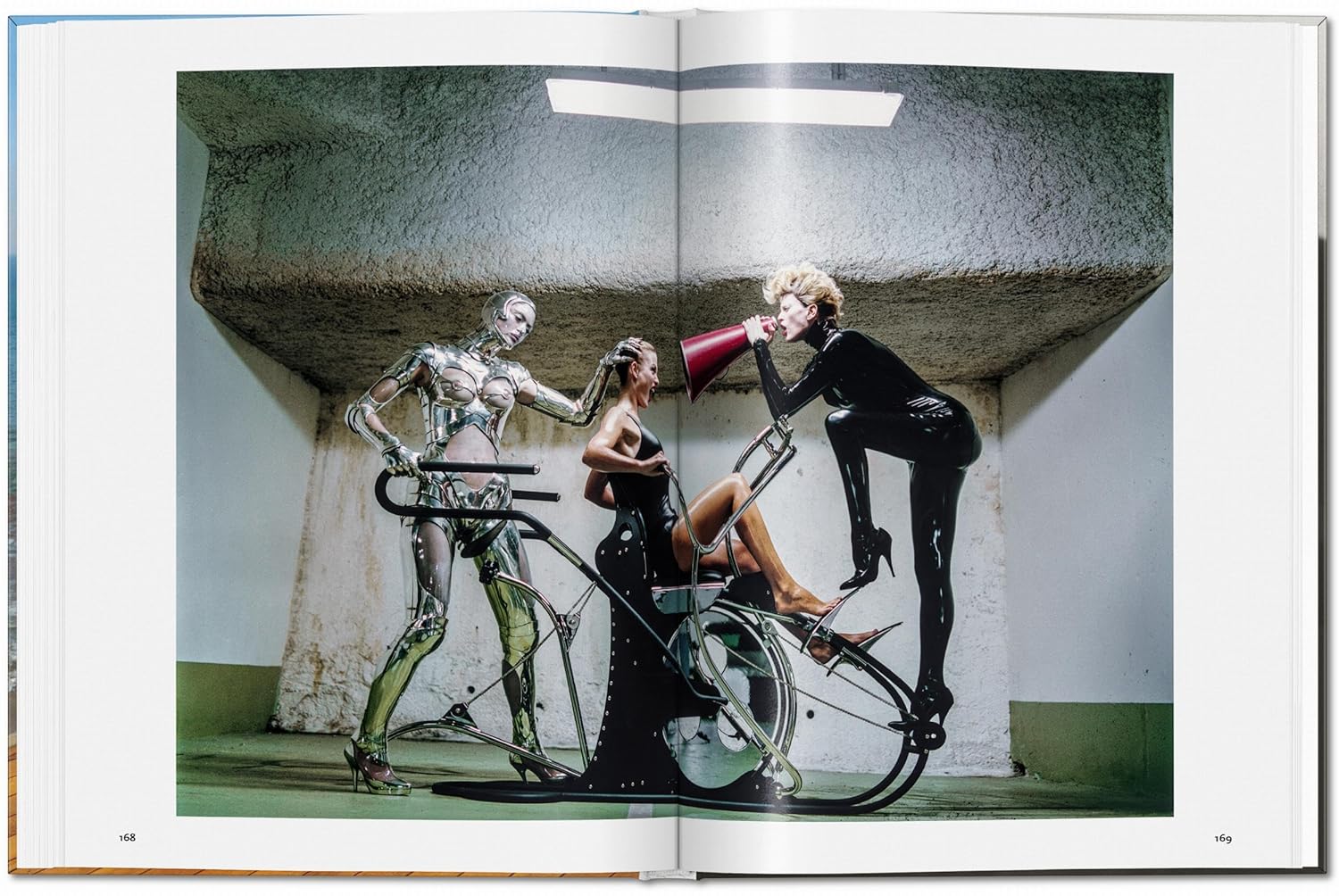 Helmut Newton Pocket Ed. - Image 4