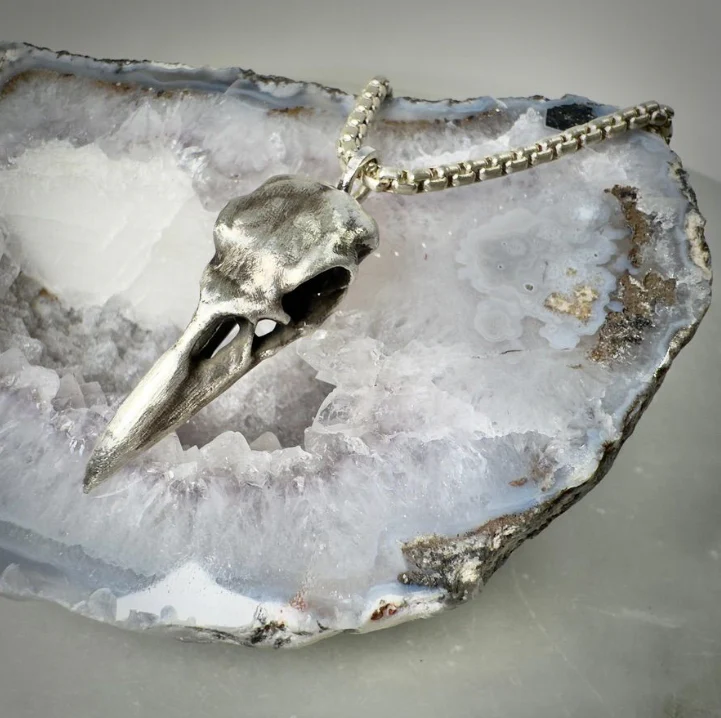 Large Raven Skull Necklace - Image 4
