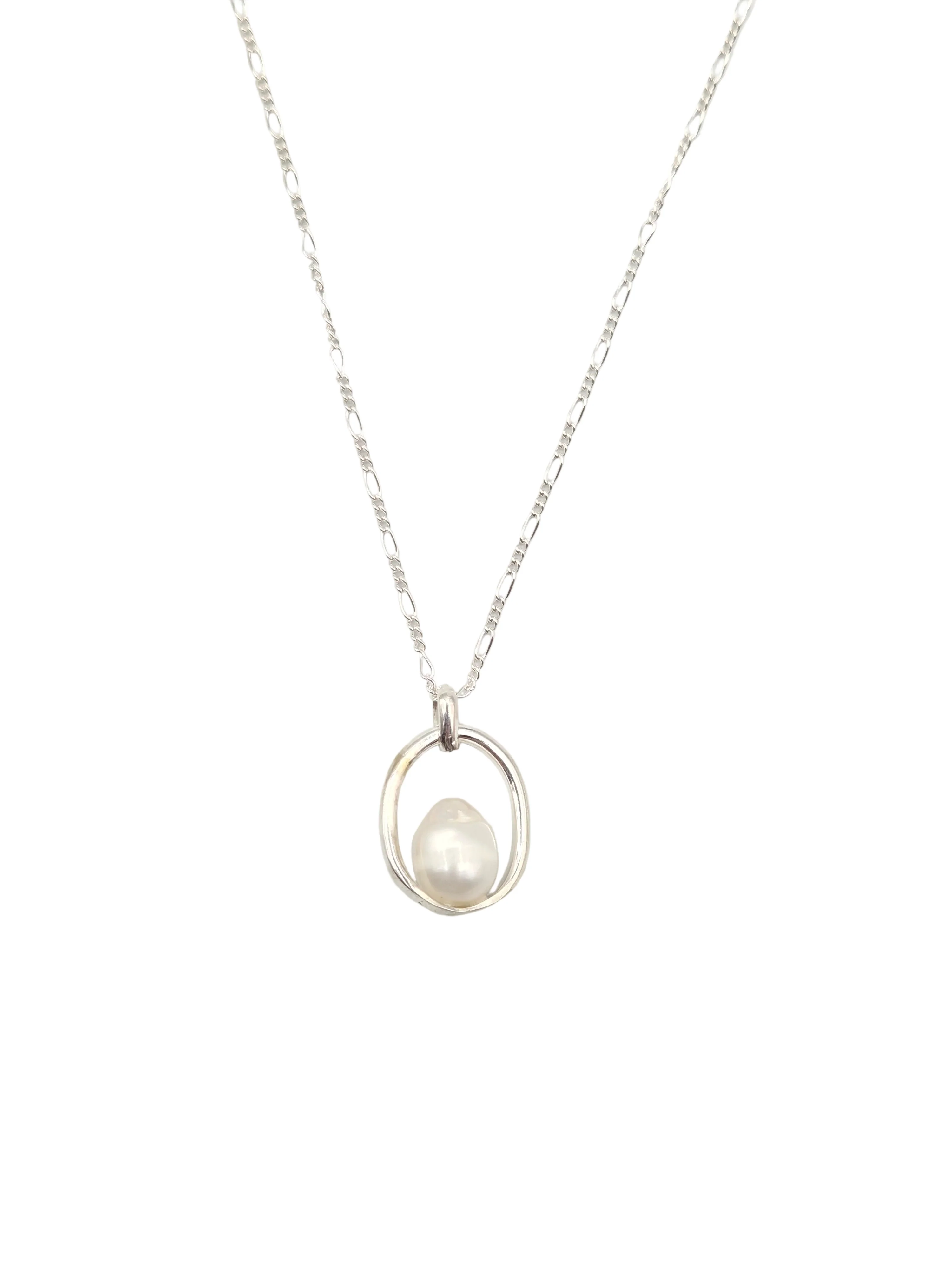 Lulu Pearl Necklace