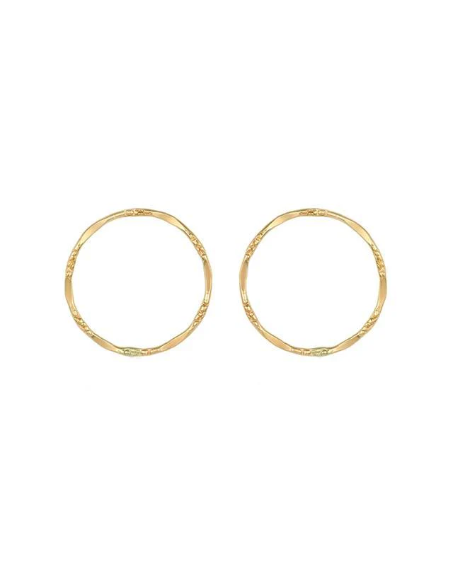 Wavy Circle Post Earrings