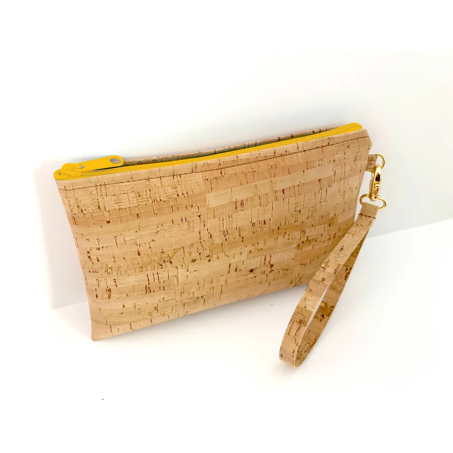 Medium Wristlet | Cork - Image 4