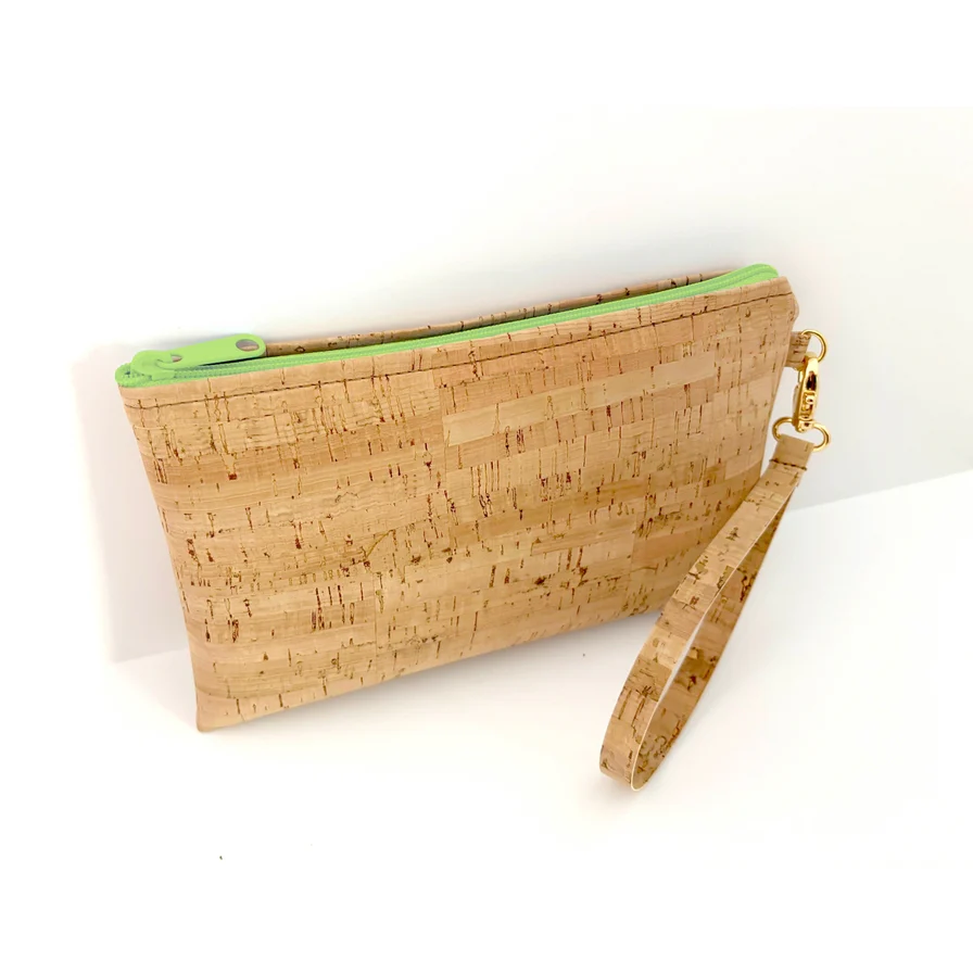 Medium Wristlet | Cork - Image 5