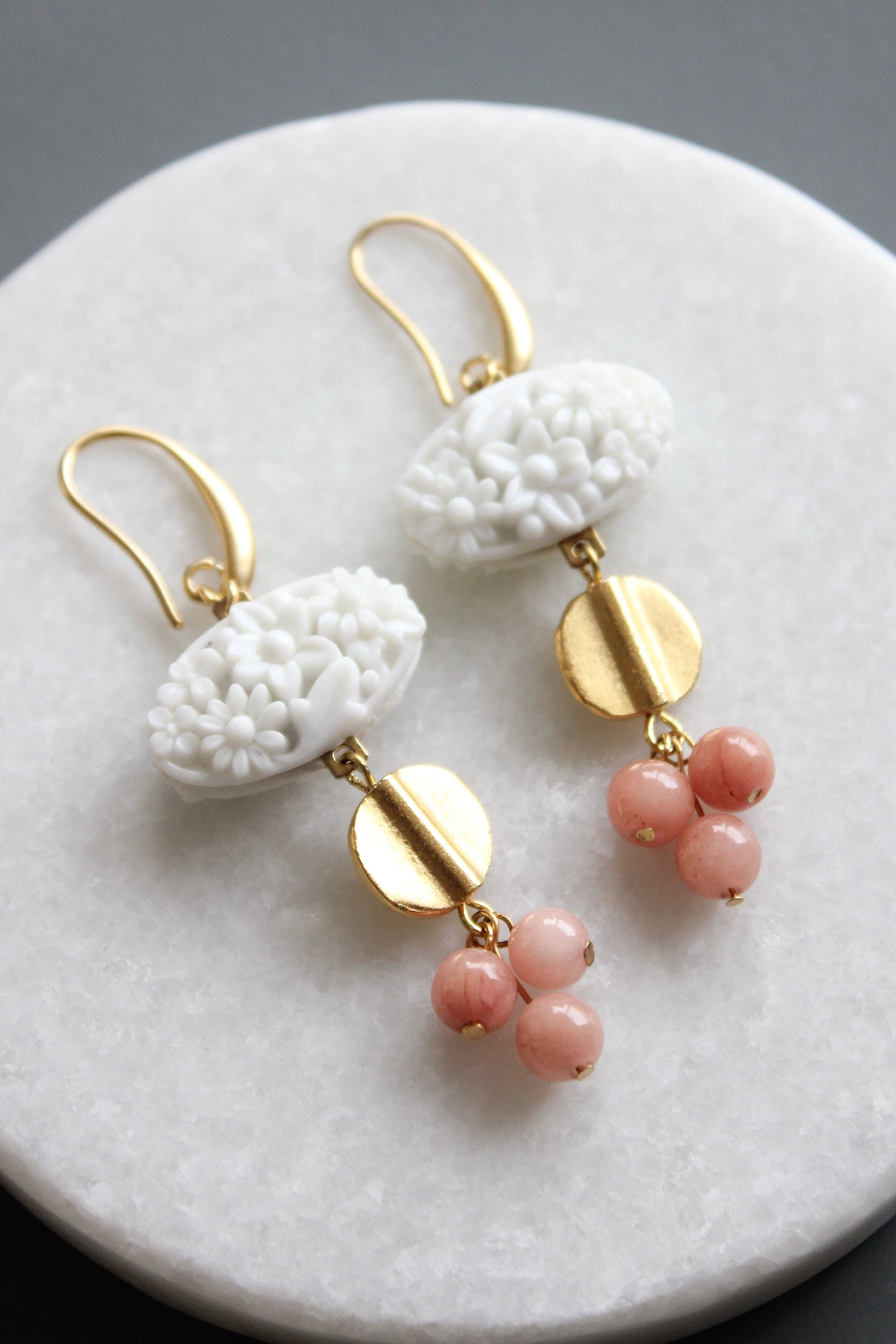 Vintage Chalk White Glass Cluster Earrings - Image 4
