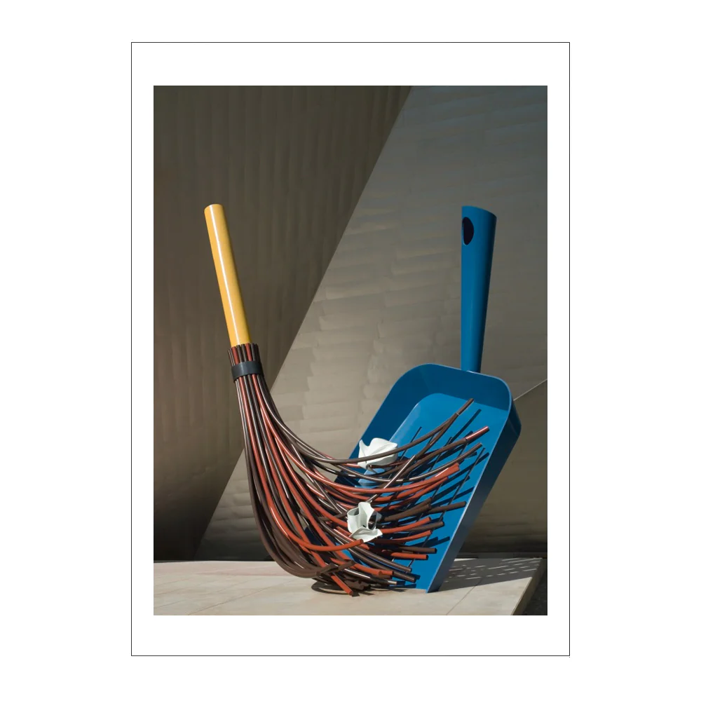 Claes Oldenburg & Coosje van Bruggen: Big Sweep Postcard