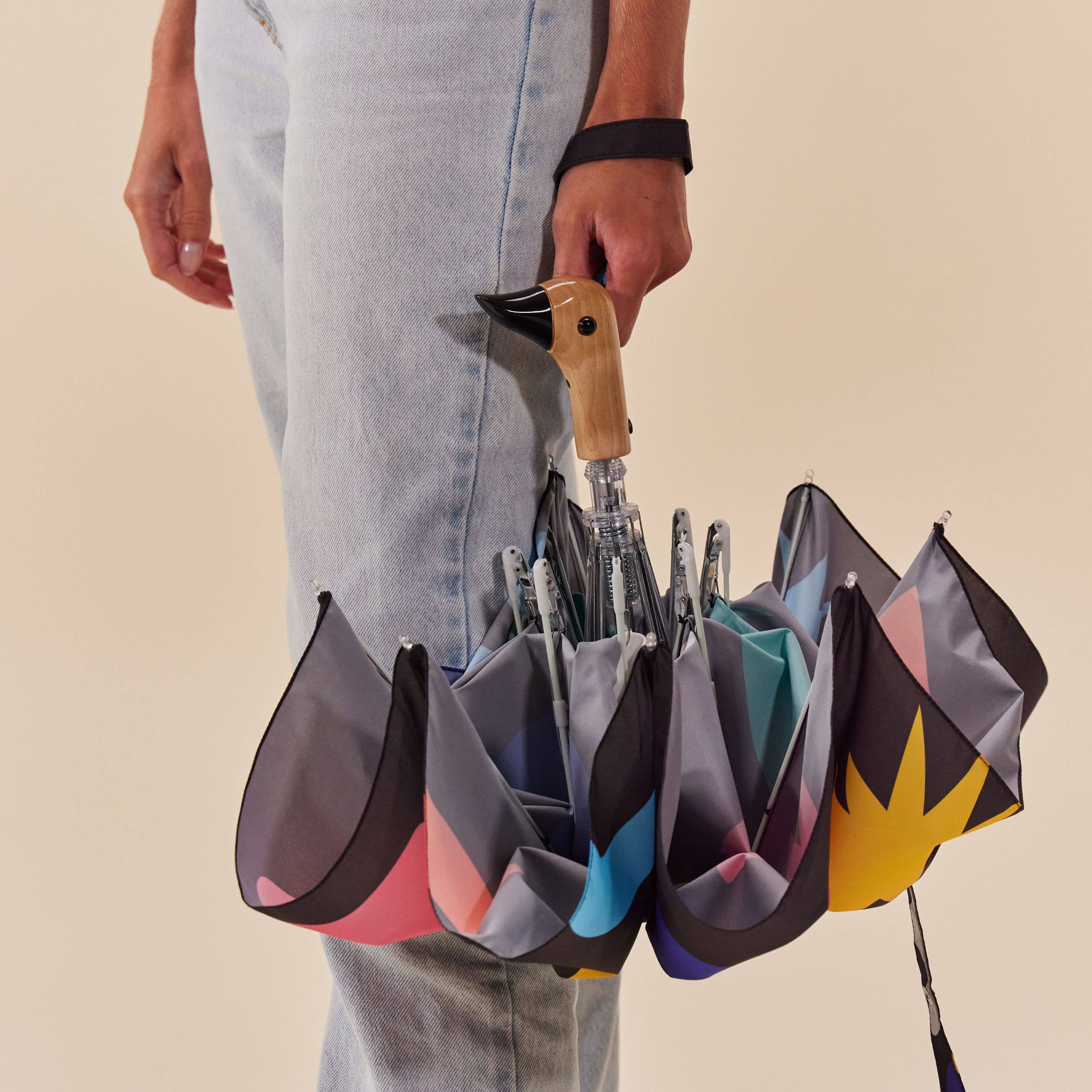 Palma Print Eco-friendly Duckhead Umbrella - Image 6