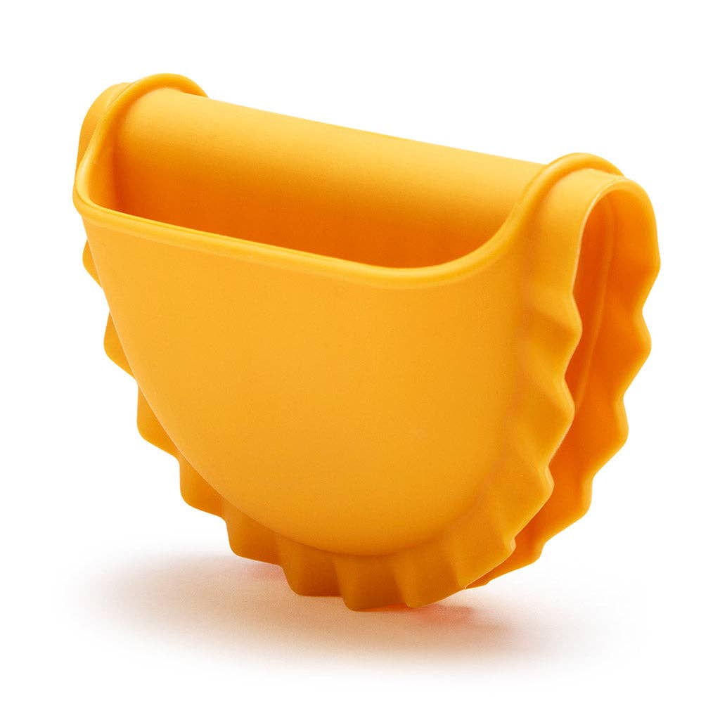 Pasta Shaped Oven Mitt | Mezzelune - Image 3