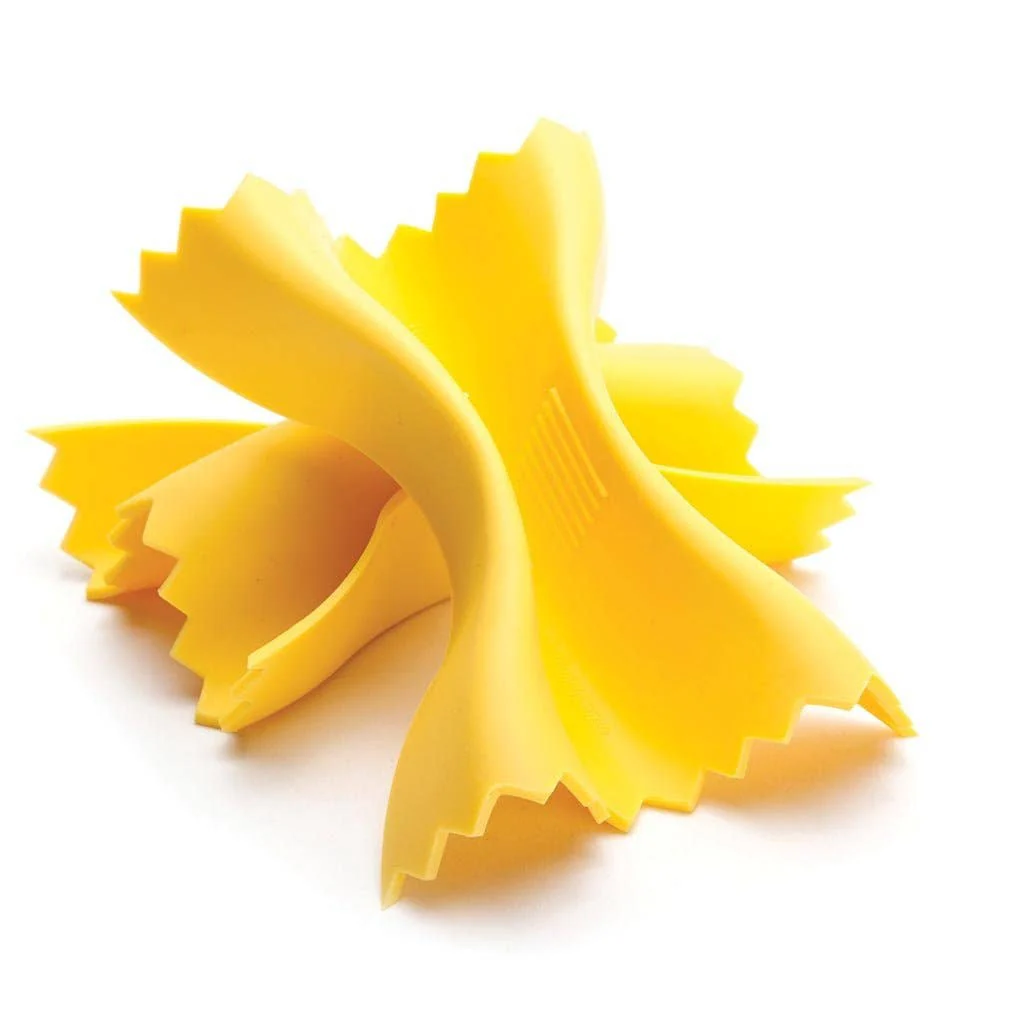 Pasta Shaped Pot Grips | Farfalloni - Image 3