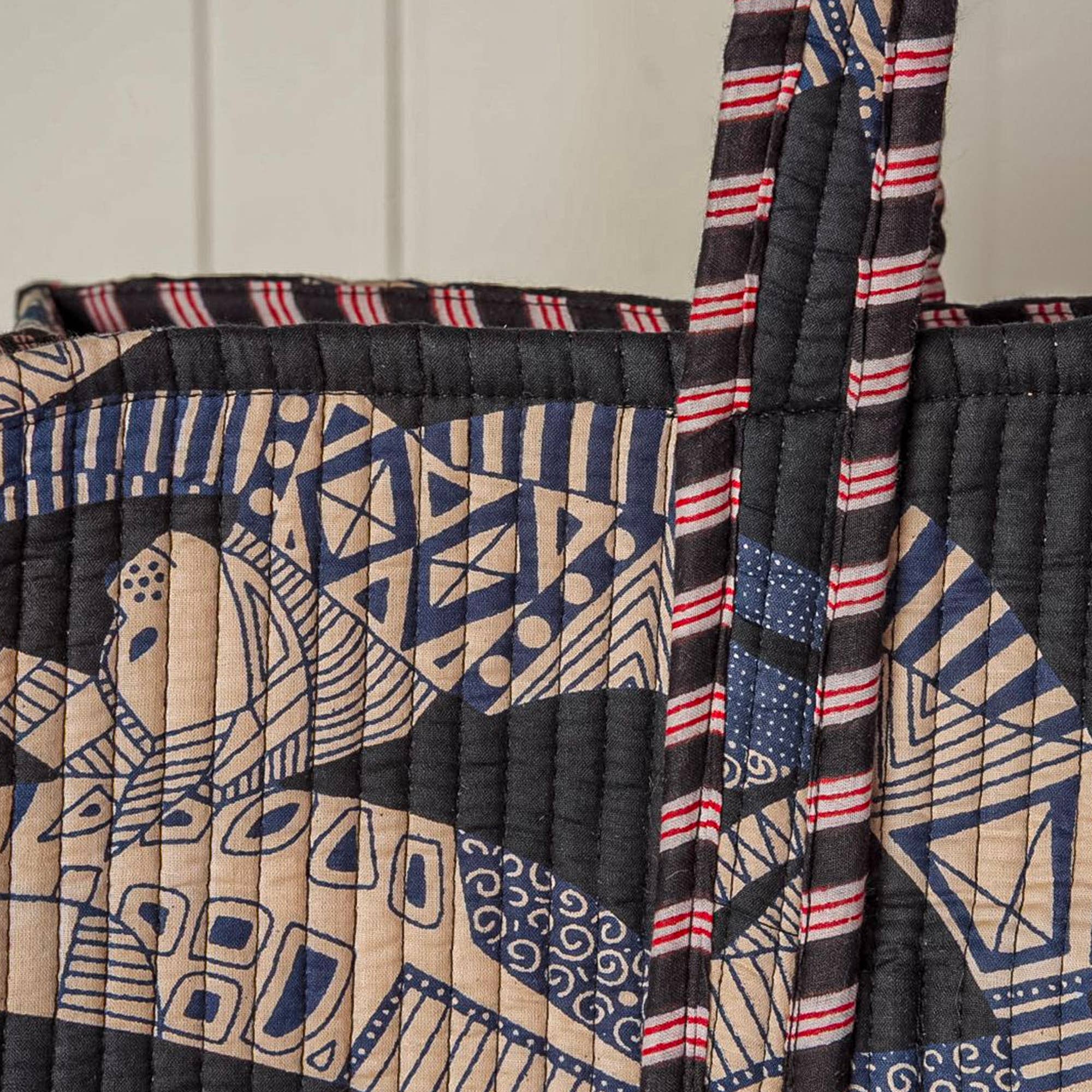 Quilted Feline Tote - Image 4