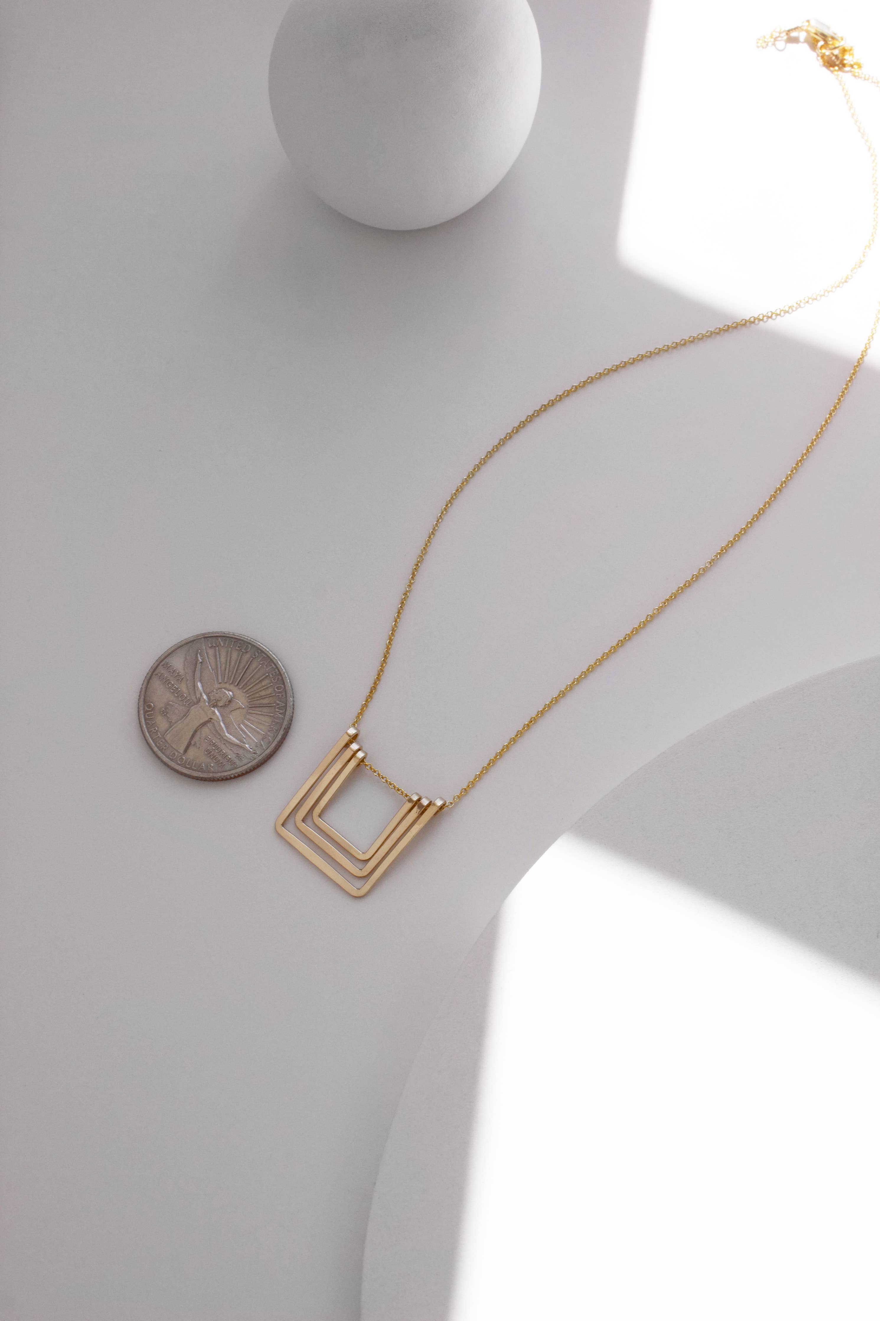 Small Senza, Art Deco Necklace - Image 3