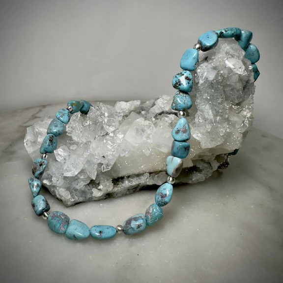 Turquoise Pebble Beaded Necklace - Image 2