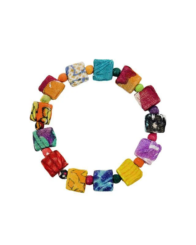 WorldFinds: Kantha Dotted Square Bracelet